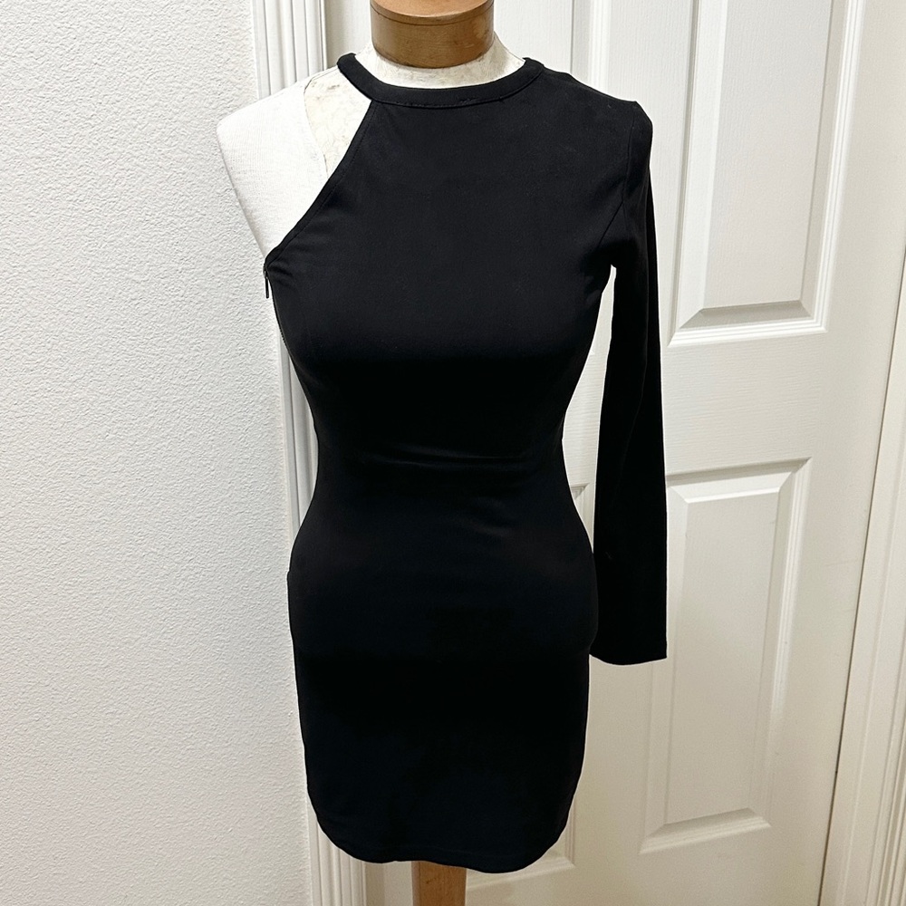 Dao Chloe Dao Boutique Elegant Black One-Shoulder Side-Zip Bodycon Dress - S